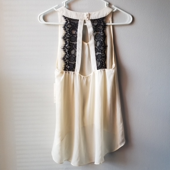 Altar'd State Tops - 👽NWT Altar'd State Sheer Tank w/ Lace Back Detail